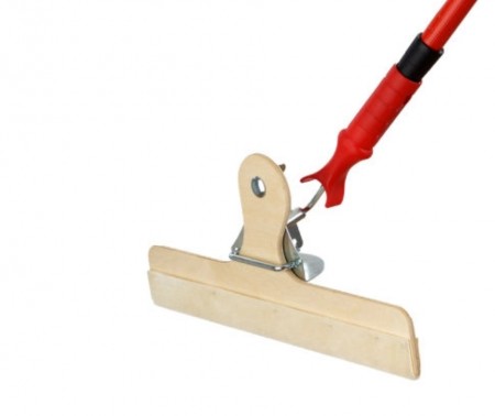 Sparkelholder for skaft